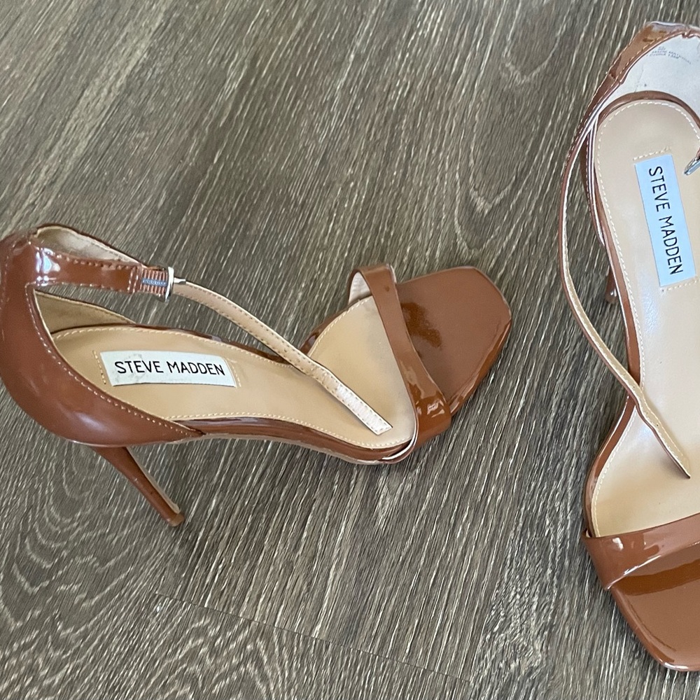Steve Madden Cognac Stilettos 👠 Never worn!!! - Picture 3 of 3